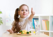 Cosa fare se il bambino non mangia: consigli utili