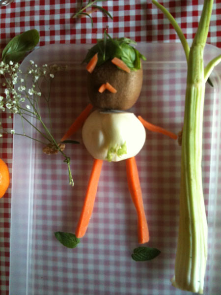 uomo di verdura e frutta