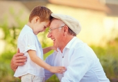 Separazione: diritto di nonni e nipoti a mantenere i rapporti